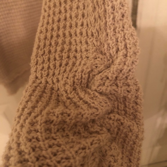 Hayden Top - Picture 3 of 3